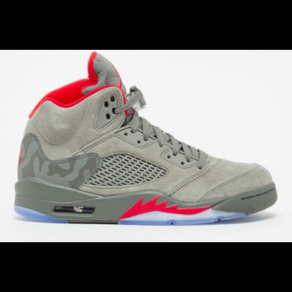 jordan retro 12 camo